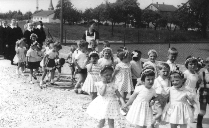 Einweihung_Kindergarten_Schillerstraße-_1964.